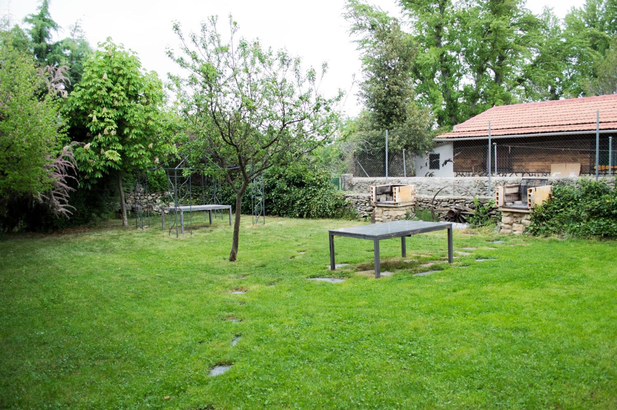 Apartamentos Rurales Alvado Tamajon Esterno foto
